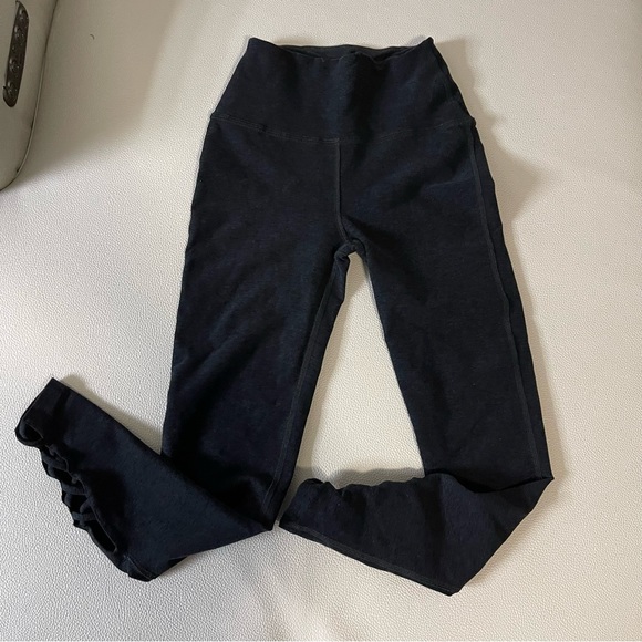 Beyond Yoga Spacedye Crossed High Waisted Midi Legging, size S. - Picture 2 of 10